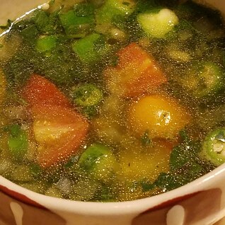 夏野菜deねばねばスープ＊カレー風味★ヴィーガン★